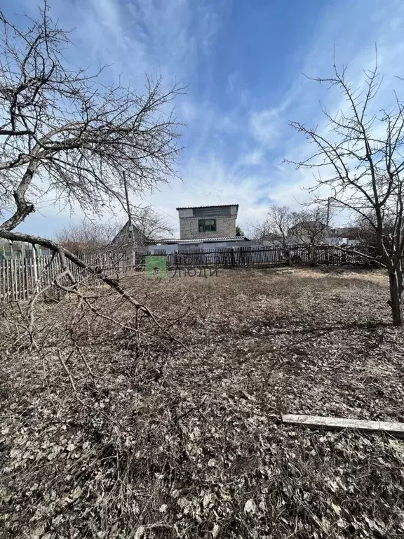 Участок в Самарская область, Красноярский район, Новосемейкино ... - Фото 0
