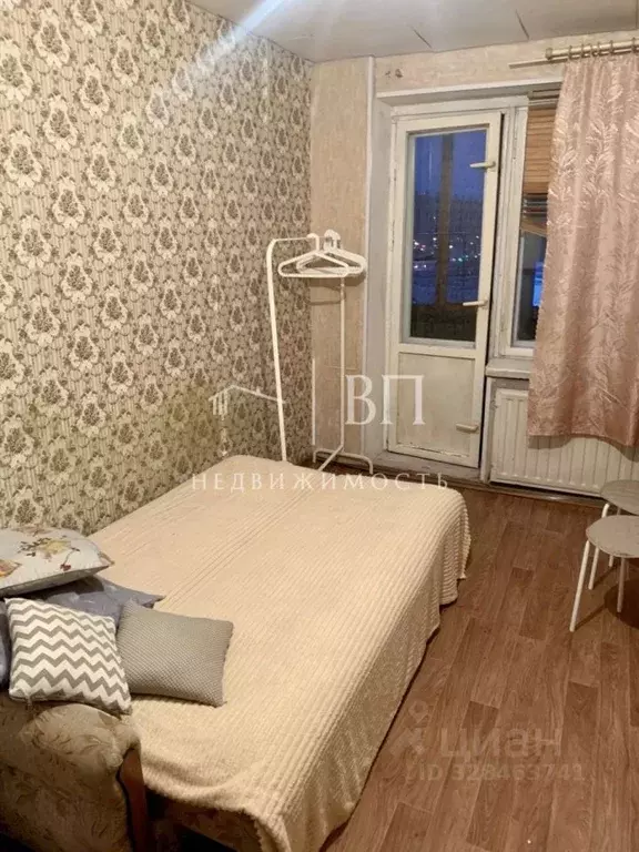 Комната Санкт-Петербург ул. Есенина, 30 (11.9 м) - Фото 1