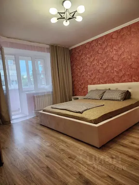 3-к кв. Смоленская область, Вязьма ул. Строителей, 10В (85.0 м) - Фото 0