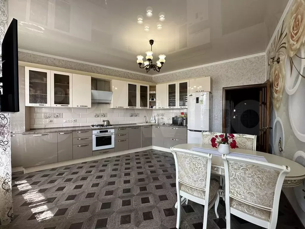 2-к. квартира, 77 м, 2/3 эт. - Фото 1