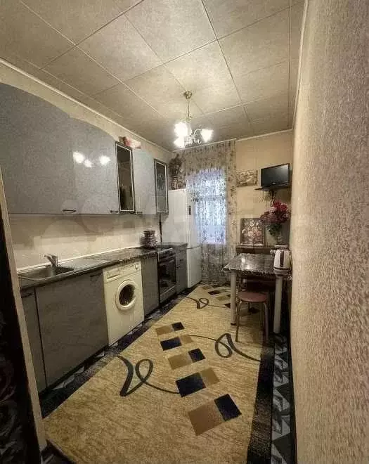 2-к. квартира, 60 м, 9/9 эт. - Фото 1