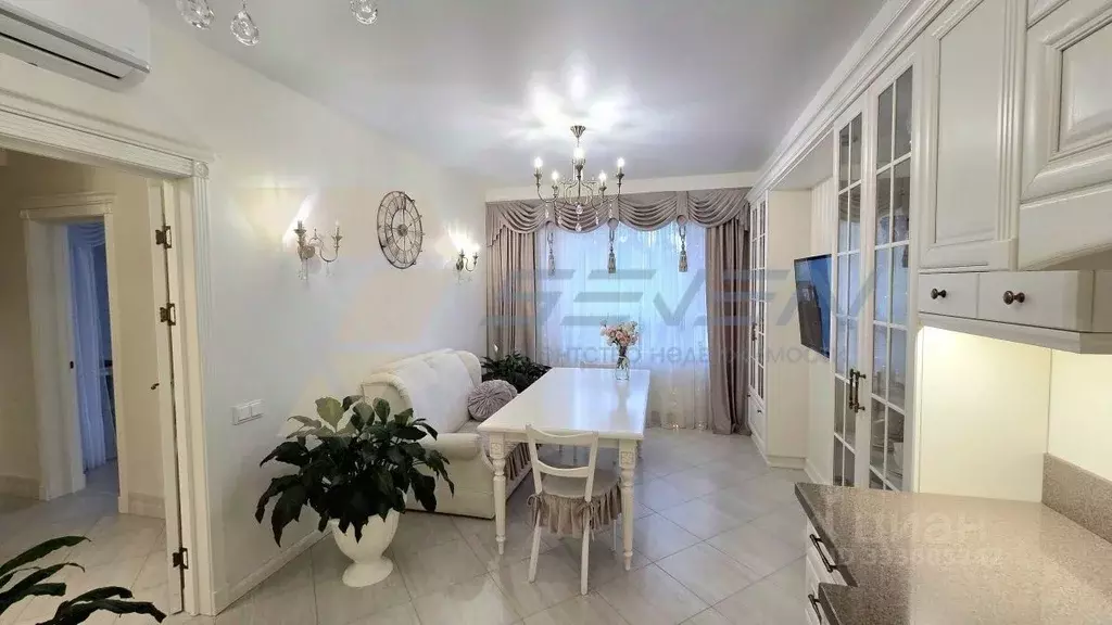 3-к кв. Севастополь ул. Адмирала Фадеева, 46Бк2 (71.0 м) - Фото 2