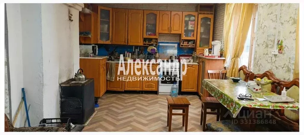 Дом в Ленинградская область, Лодейнопольский район, Доможировское ... - Фото 1