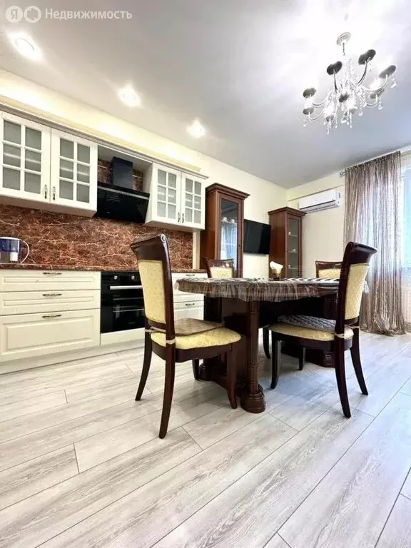 2-комнатная квартира: Казань, проспект Победы, 139Ак2 (65 м) - Фото 1