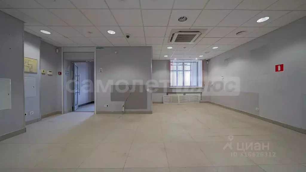 Помещение свободного назначения в Московская область, Наро-Фоминск ул. ... - Фото 0