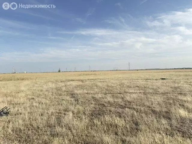 Участок в Волжский, СНТ Урожай, улица 1-я А Линия (4 м) - Фото 0