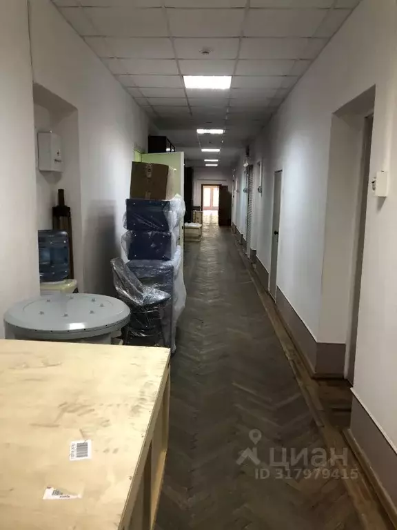 Помещение свободного назначения в Курская область, Курск ул. Карла ... - Фото 0