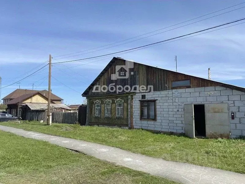 Дом в Свердловская область, Арамиль Октябрьская ул., 81 (78 м) - Фото 0