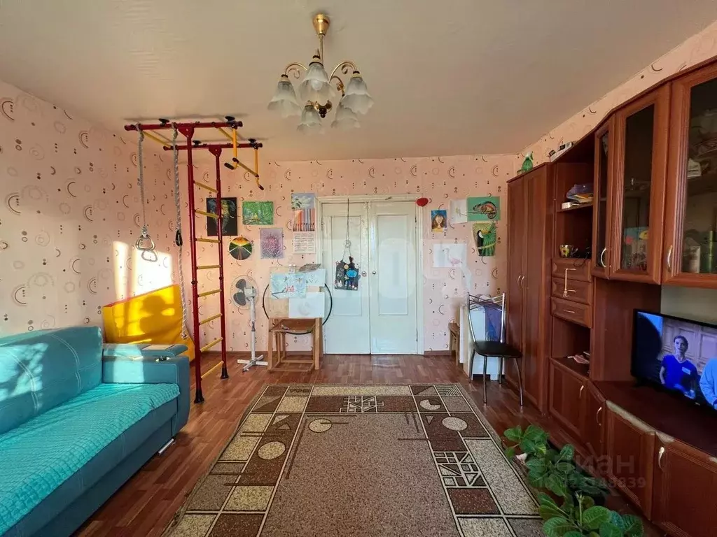 3-к кв. Вологодская область, Сокол Производственная ул., 53 (69.1 м) - Фото 1