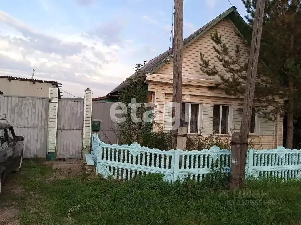 Дом в Красноярский край, Уяр ул. Карла Маркса, 178 (75 м) - Фото 0