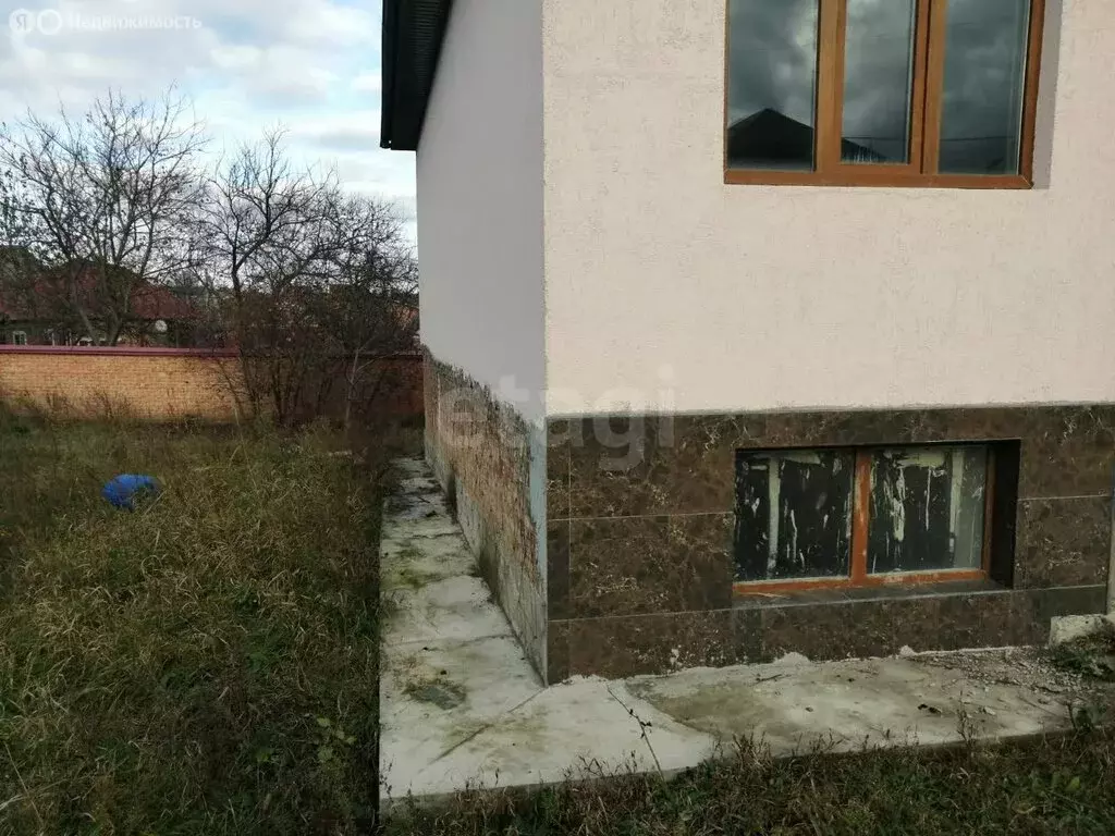 Дом в Назрань, Солнечная улица (195.5 м) - Фото 0