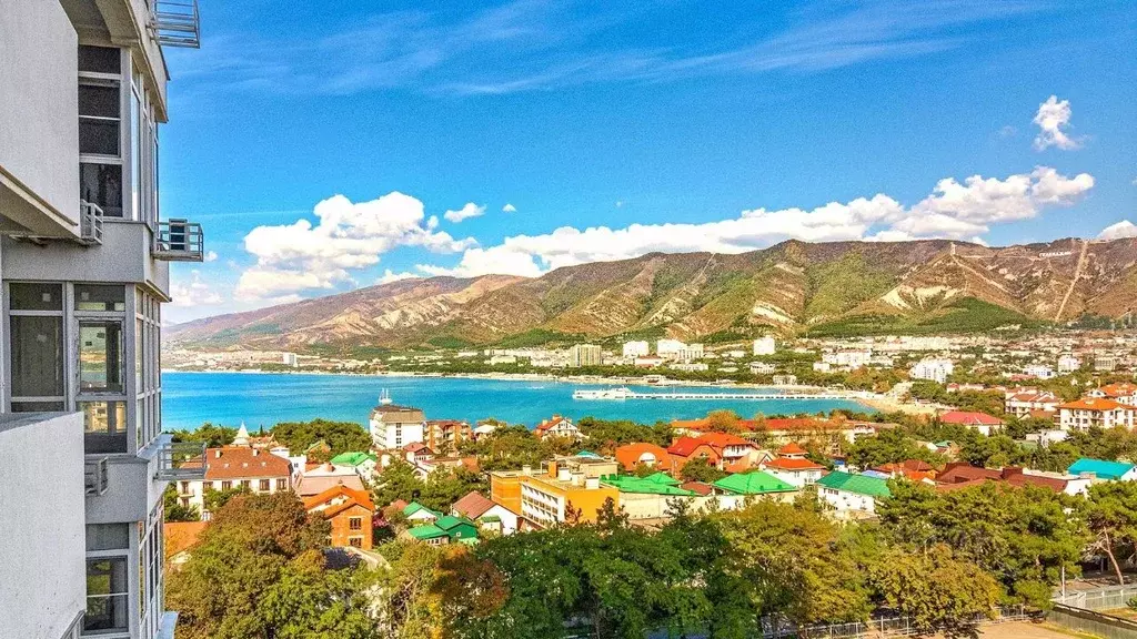 1-к кв. Краснодарский край, Геленджик ул. Гринченко, 21 (63.0 м) - Фото 1