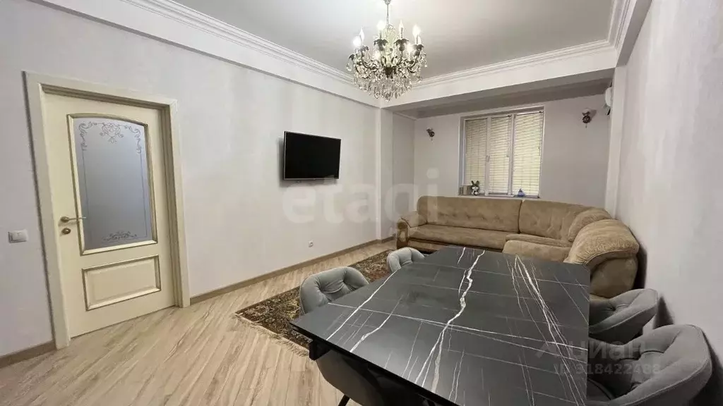 2-к кв. Дагестан, Махачкала ул. Хурукринская, 33 (70.0 м) - Фото 0