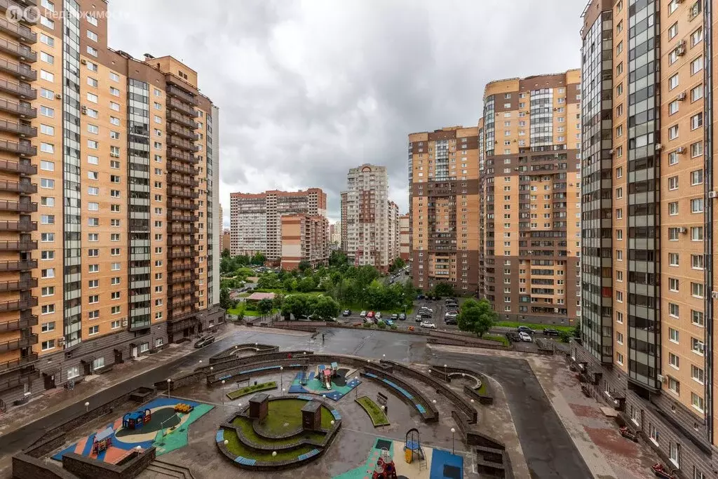 3-комнатная квартира: Санкт-Петербург, проспект Космонавтов, 61к1 ... - Фото 0