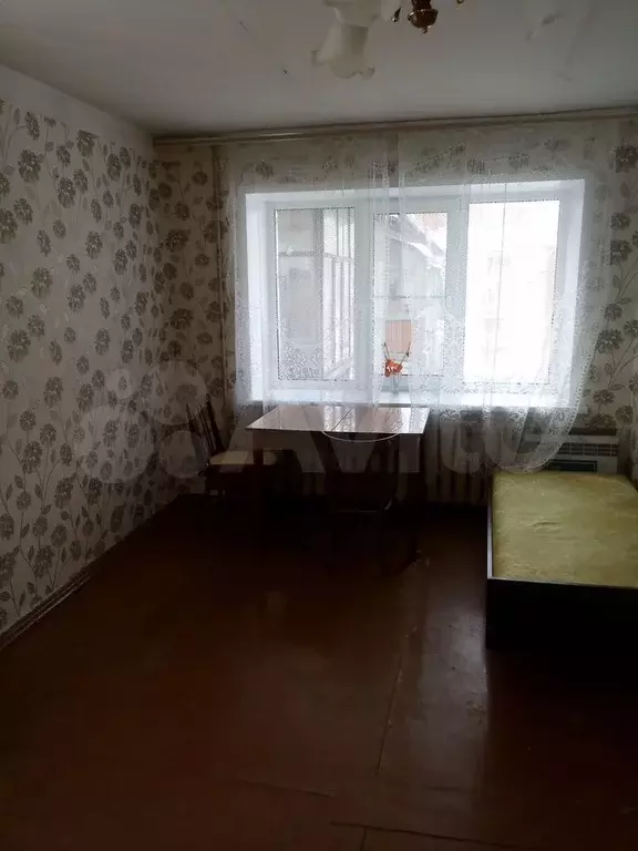 5-к. квартира, 32 м, 5/5 эт. - Фото 0