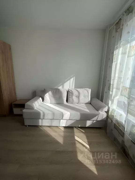 Студия Свердловская область, Екатеринбург ул. Гаршина, 3 (22.0 м) - Фото 1