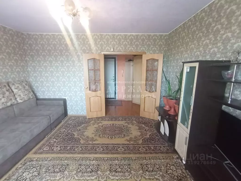 2-к кв. Кемеровская область, Ленинск-Кузнецкий ул. Суворова, 12А (52.5 ... - Фото 0