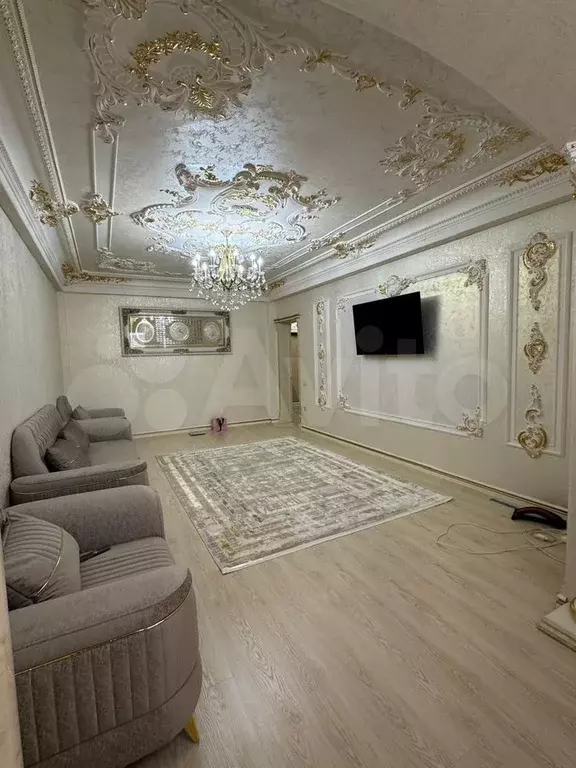 3-к. квартира, 106 м, 2/8 эт. - Фото 0