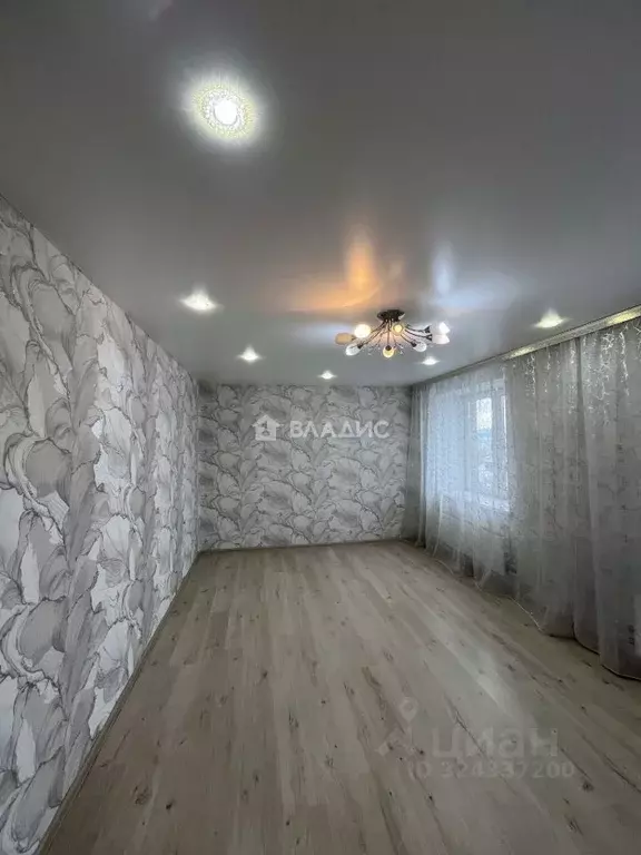 3-к кв. Бурятия, Улан-Удэ 110-й мкр, 6 (87.6 м) - Фото 1