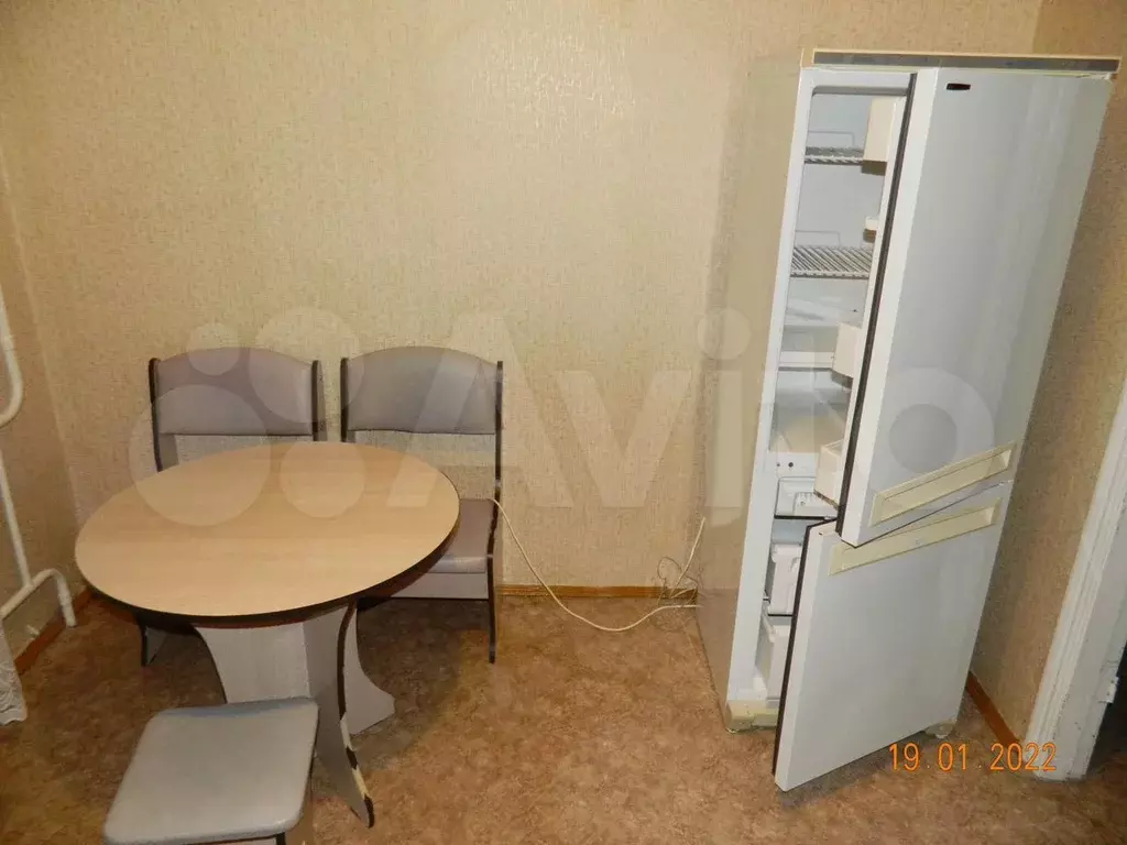 1-к. квартира, 34 м, 8/10 эт. - Фото 0