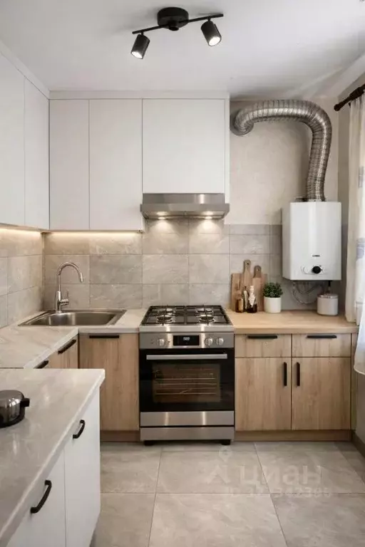 2-к кв. Калининградская область, Калининград просп. Калинина, 63 (50.1 ... - Фото 1