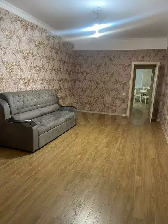 2-к. квартира, 75 м, 5/10 эт. - Фото 0
