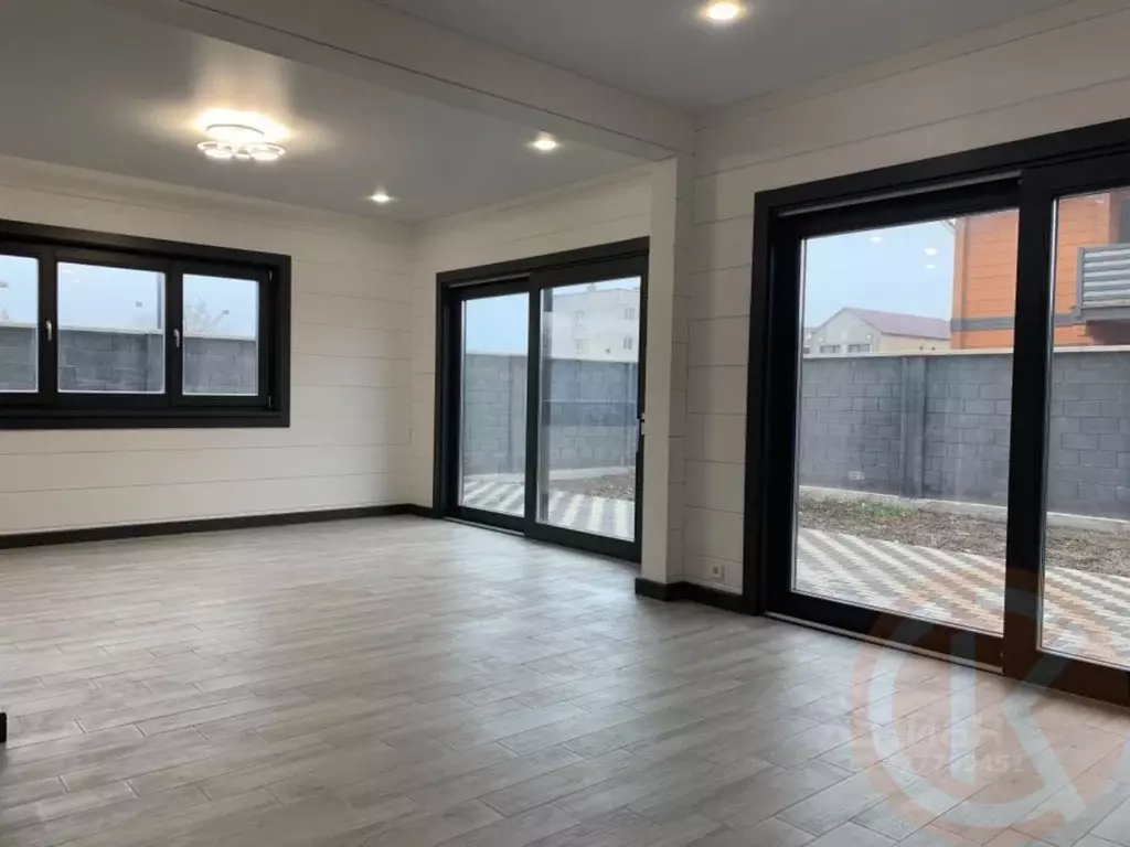 Дом в Крым, Евпатория городской округ, Заозерное пгт ул. Чкалова (203 ... - Фото 2