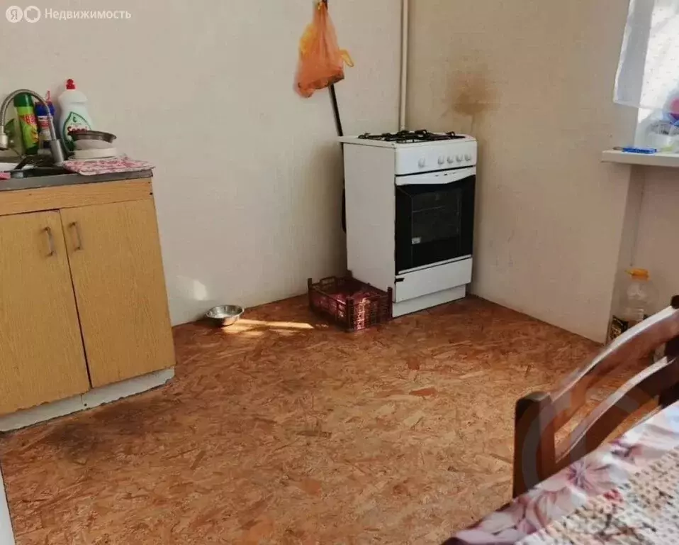 3-комнатная квартира: Евпатория, Советский проезд, 3 (65 м) - Фото 2