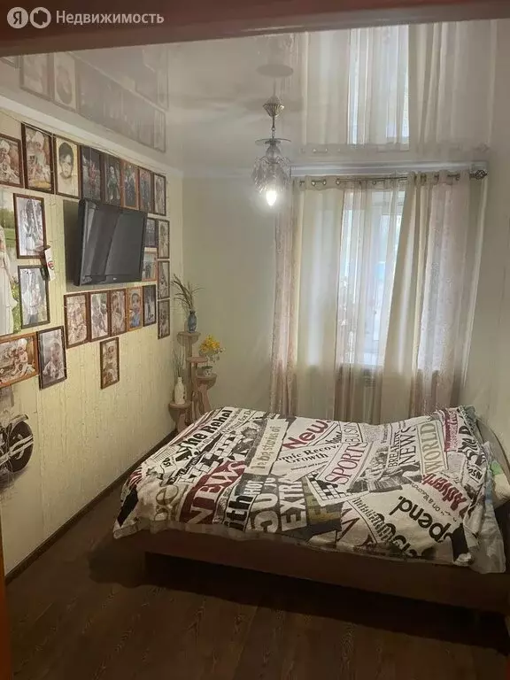 3-комнатная квартира: Старый Оскол, микрорайон Приборостроитель, 14 ... - Фото 0