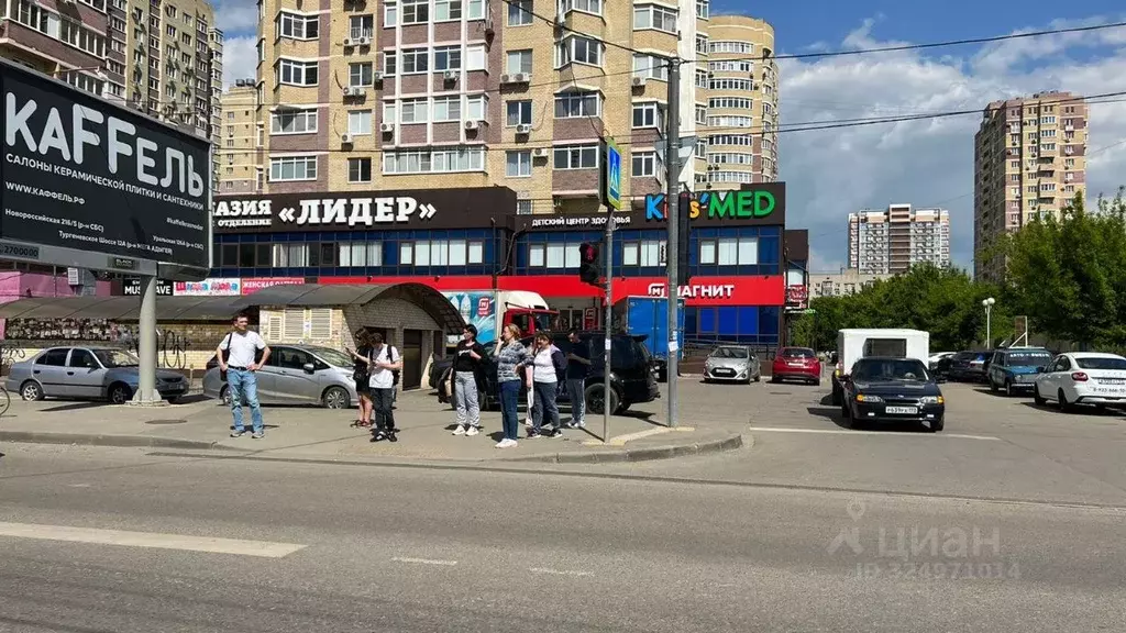 Торговая площадь в Краснодарский край, Краснодар Российская ул. (230 ... - Фото 1