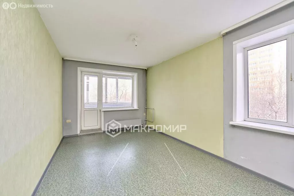 3-комнатная квартира: Пермь, улица Яблочкова, 23А (57.3 м) - Фото 1