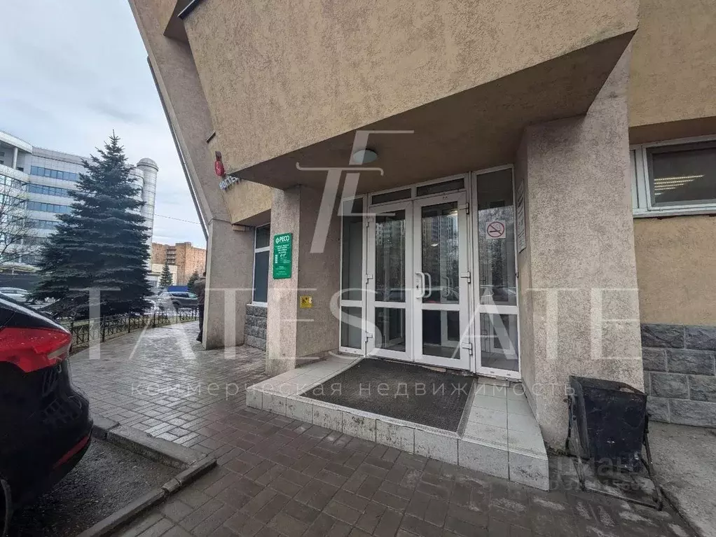 Помещение свободного назначения в Татарстан, Казань ул. Вишневского, 8 ... - Фото 1