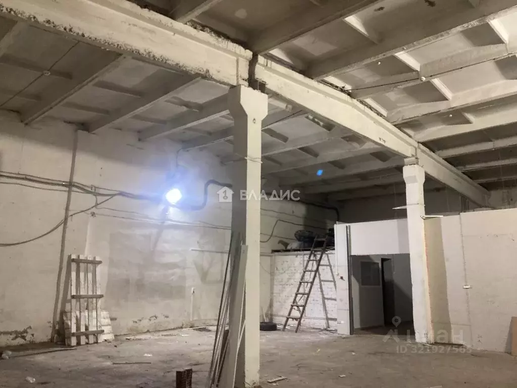 Склад в Коми, Сыктывкар Октябрьский просп., 129/4 (245 м) - Фото 1