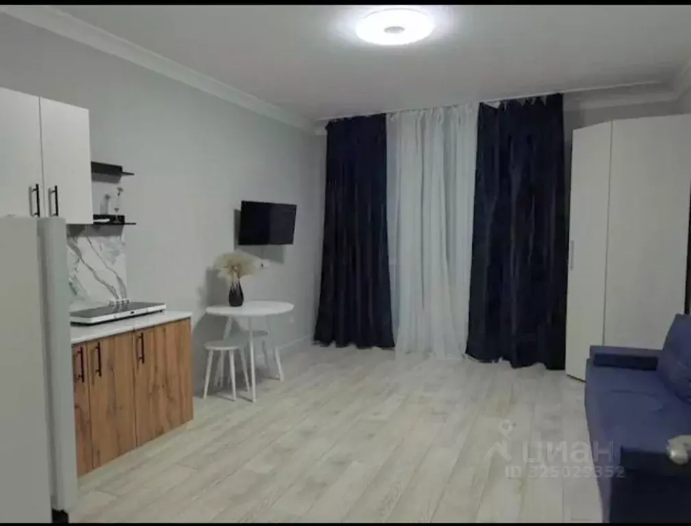 Студия Ханты-Мансийский АО, Сургут ул. Мелик-Карамова, 4 (26.5 м) - Фото 1