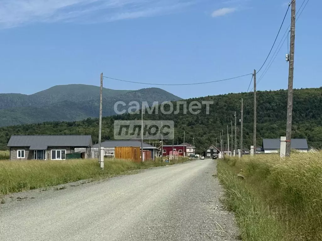 Участок в Сахалинская область, Южно-Сахалинск городской округ, с. ... - Фото 2