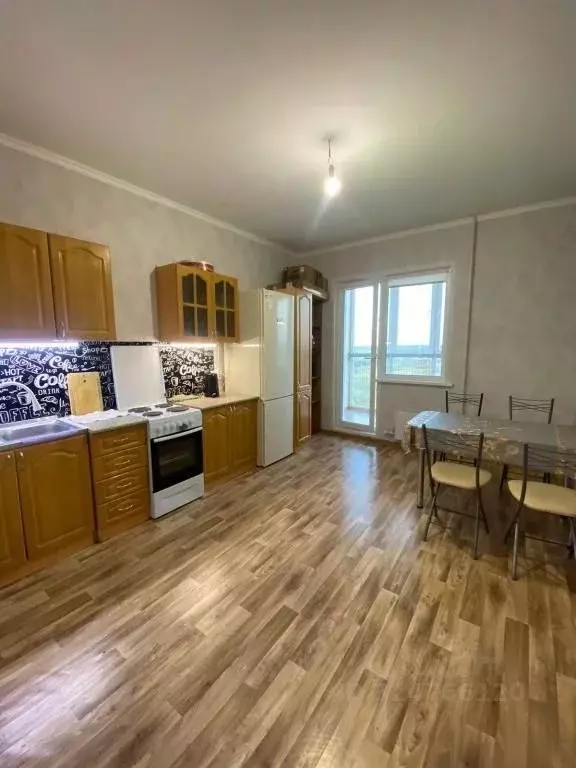 1-к кв. Ханты-Мансийский АО, Пыть-Ях ул. Первопроходцев, 2 (89.0 м) - Фото 2