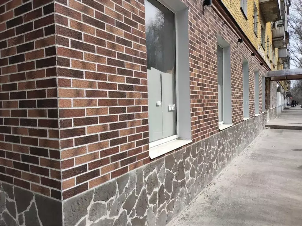 Помещение свободного назначения в Саратовская область, Саратов просп. ... - Фото 1