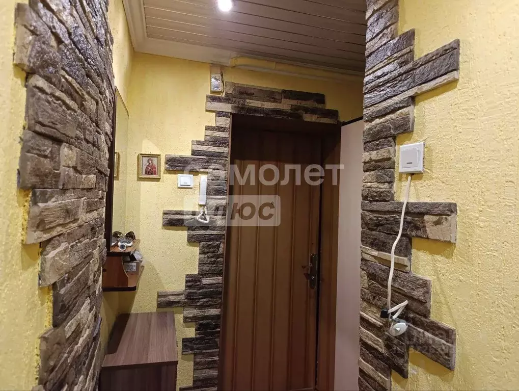 2-к кв. Курская область, Курск ул. Дружбы, 15 (41.9 м) - Фото 1