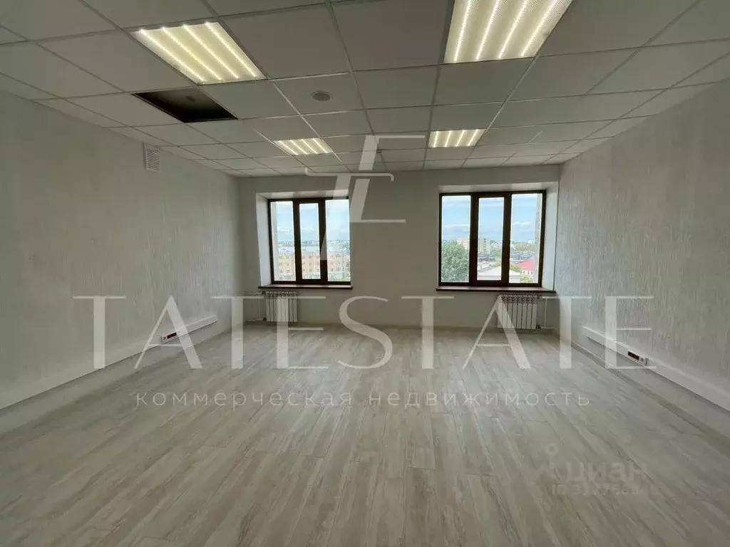 Офис в Татарстан, Казань ул. Ахтямова, 1 (500 м) - Фото 1