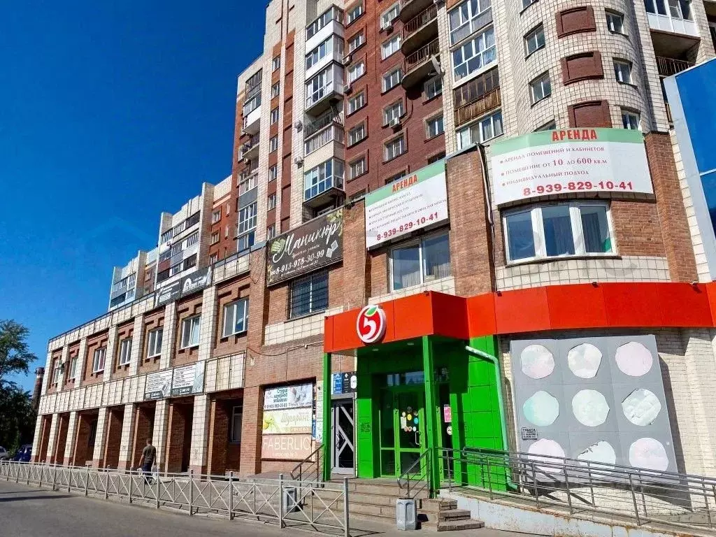 Помещение свободного назначения в Омская область, Омск ул. 1-я ... - Фото 0