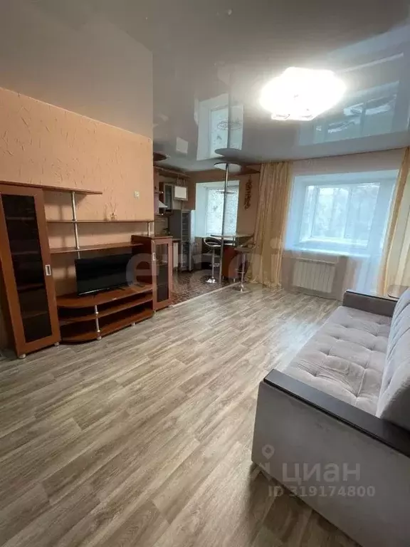 Студия Хабаровский край, Хабаровск Уссурийский бул., 20 (28.0 м) - Фото 1
