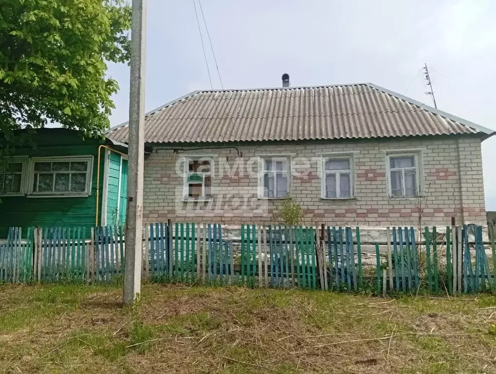 Дом в Курская область, Щигровский район, Охочевский сельсовет, д. ... - Фото 1