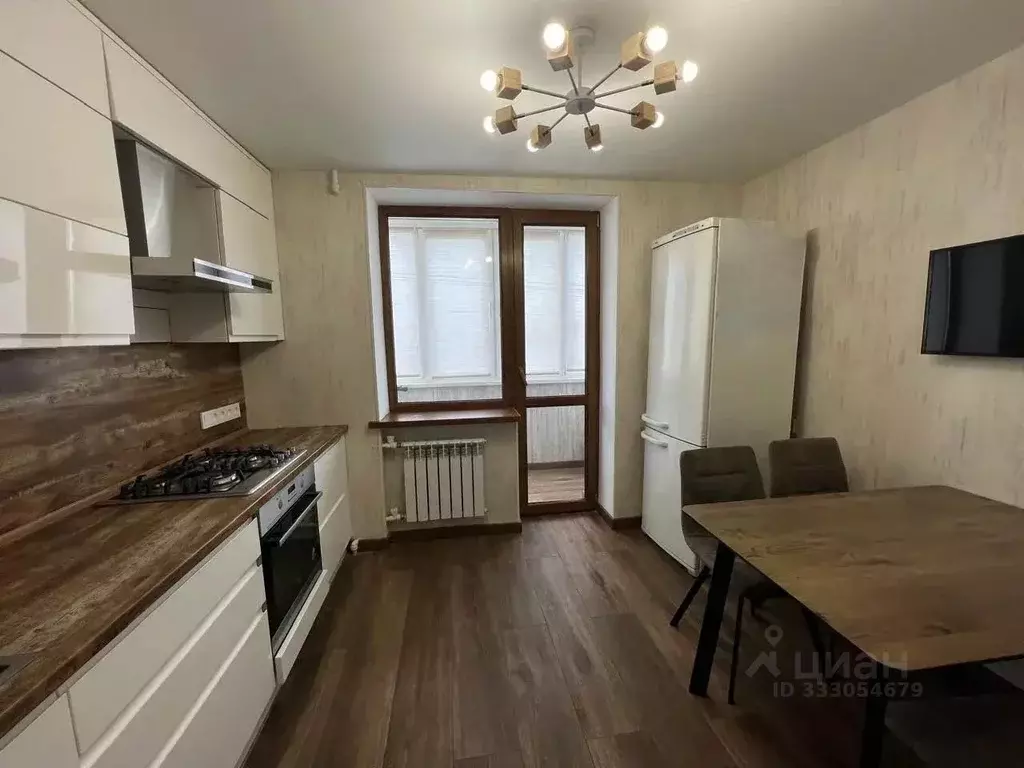 3-к кв. Крым, Симферополь бул. Ивана Франко, 6 (69.0 м) - Фото 1