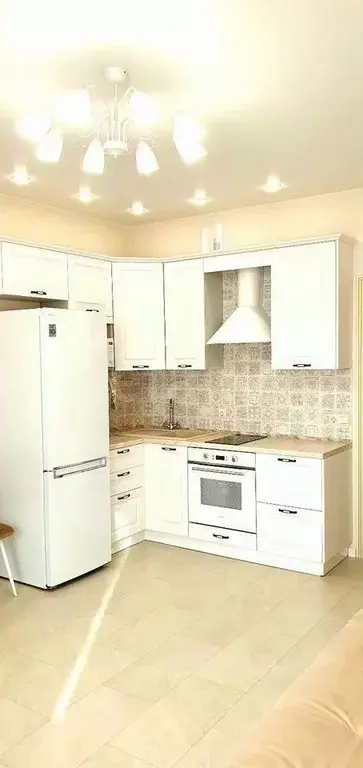 Студия Тюменская область, Тюмень ул. 2-я Луговая, 24к1 (27.0 м) - Фото 1