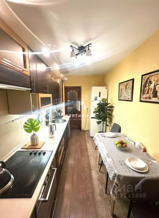 3-к кв. Новгородская область, Великий Новгород ул. Зелинского, 25/22 ... - Фото 1