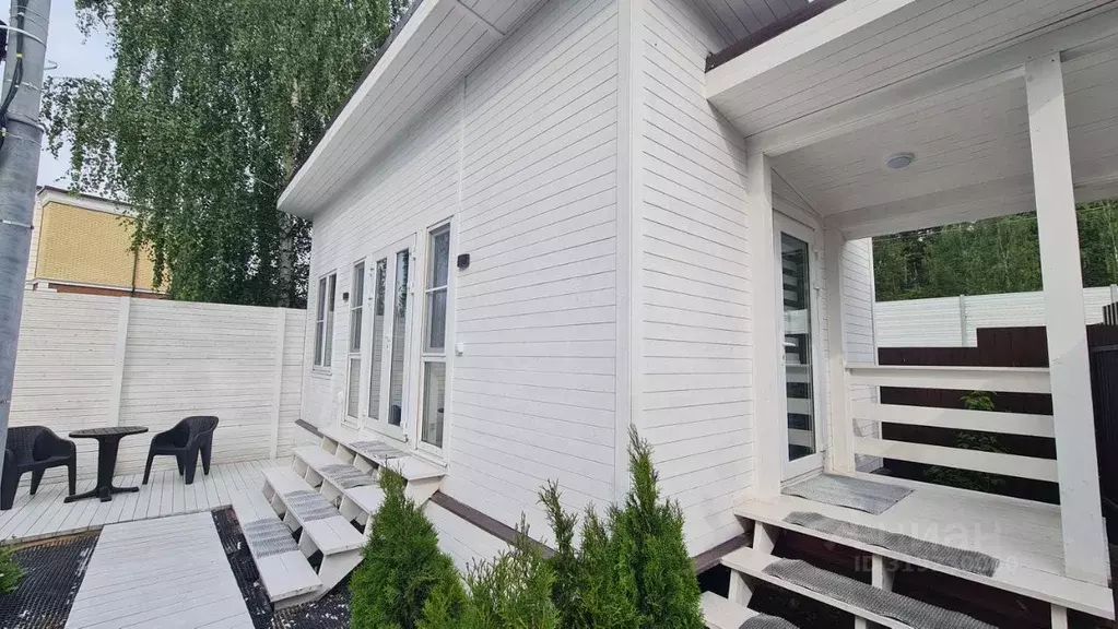 Дом в Московская область, Одинцовский городской округ, д. Раздоры 46 ... - Фото 0
