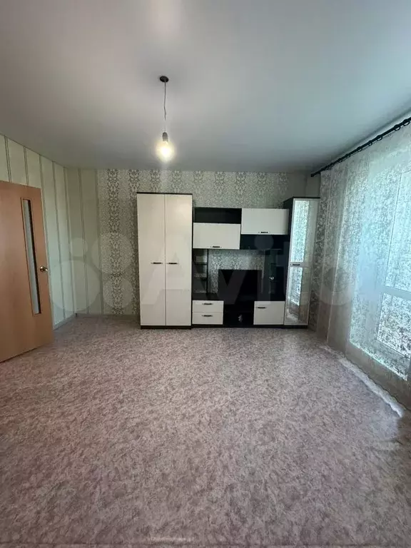1-к. квартира, 40 м, 10/10 эт. - Фото 0
