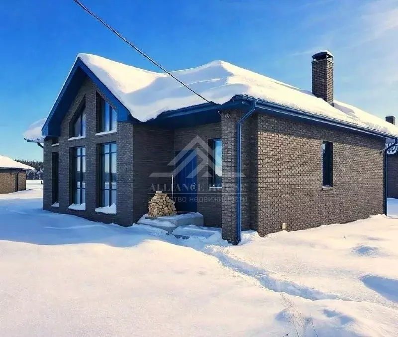 Дом в Татарстан, Лаишевский район, Столбищенское с/пос, с. Столбище ... - Фото 1