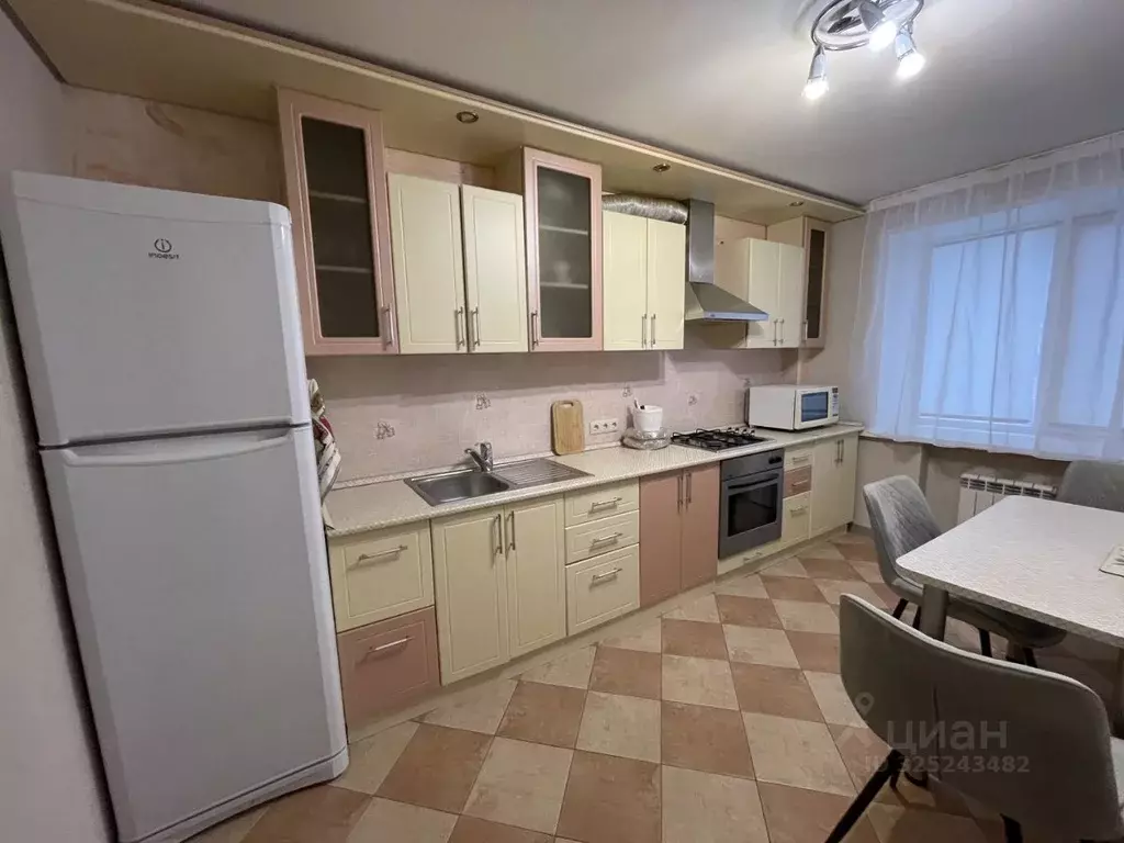 1-к кв. Саратовская область, Саратов ул. Имени Е.И. Пугачева, 72 (45.0 ... - Фото 2