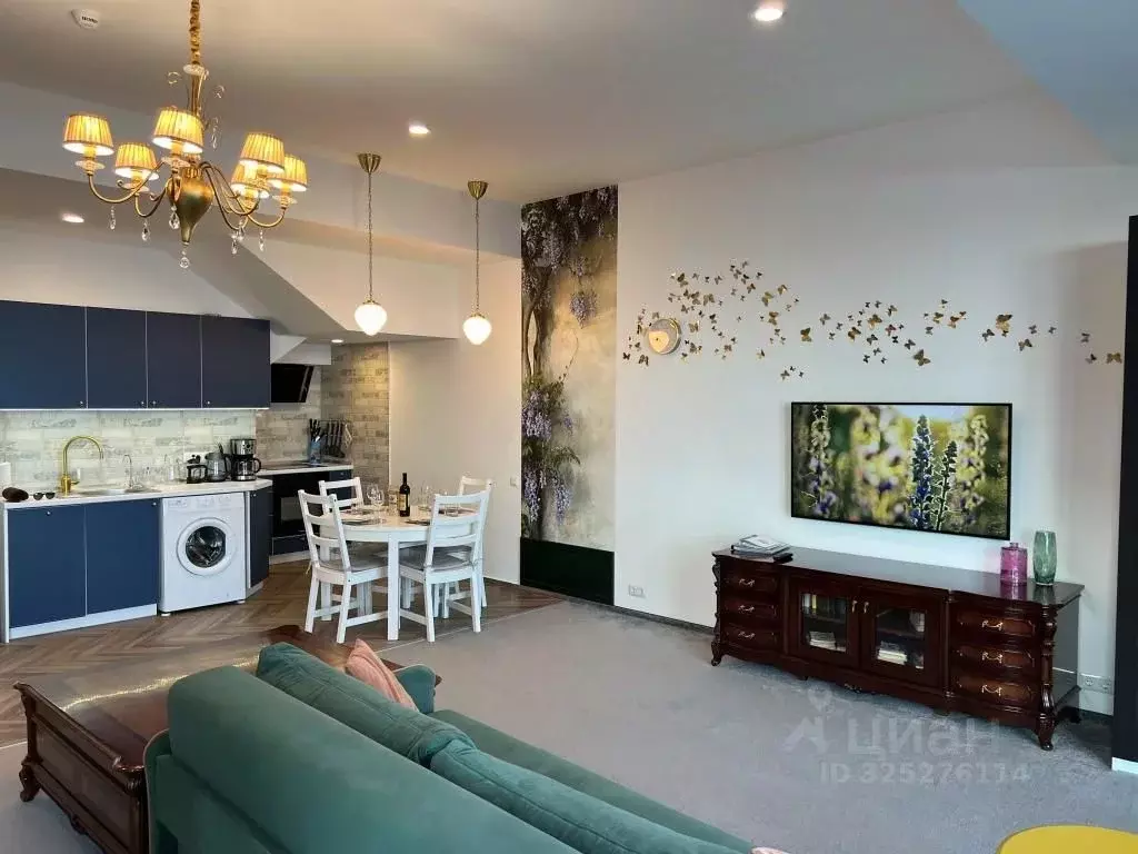 1-к кв. Крым, Алушта аллея Декабристов, 5 (70.0 м) - Фото 1